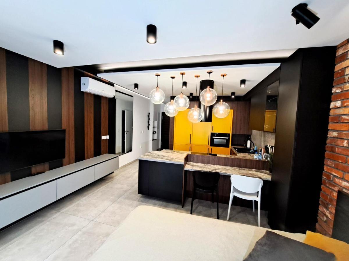 Kima Bazantow 40 Apartment *